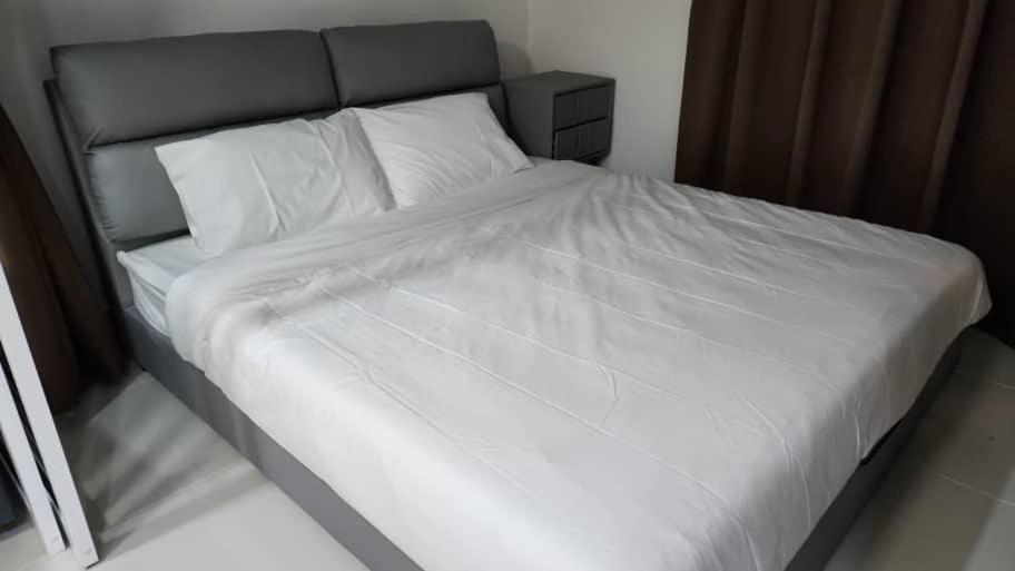 The Shore Ns Studio Suites Sea View 코타키나발루 외부 사진
