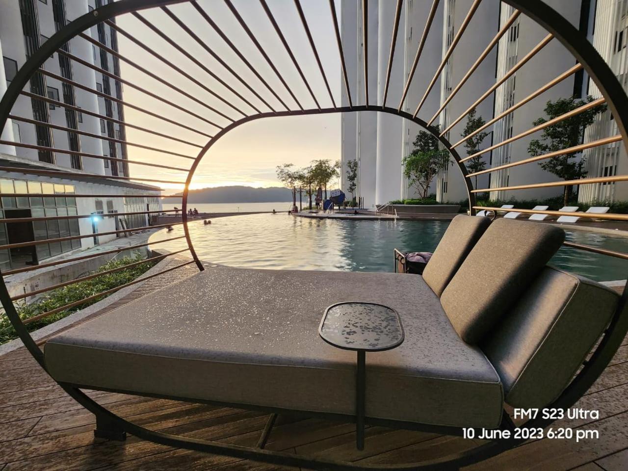 The Shore Ns Studio Suites Sea View 코타키나발루 외부 사진